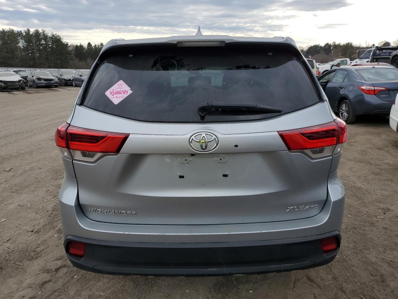 2019 TOYOTA HIGHLANDER - Image 6
