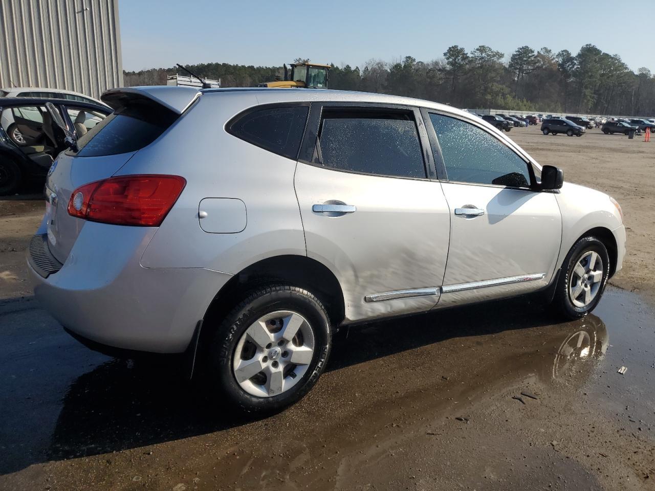 2013 NISSAN ROGUE S - Image 3