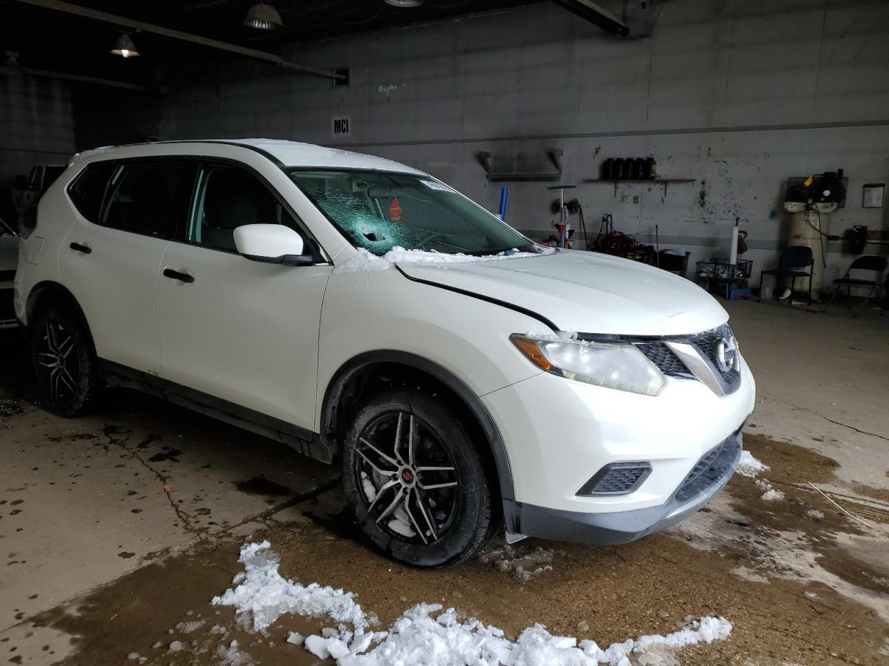 2016 NISSAN ROGUE S - Фото 4