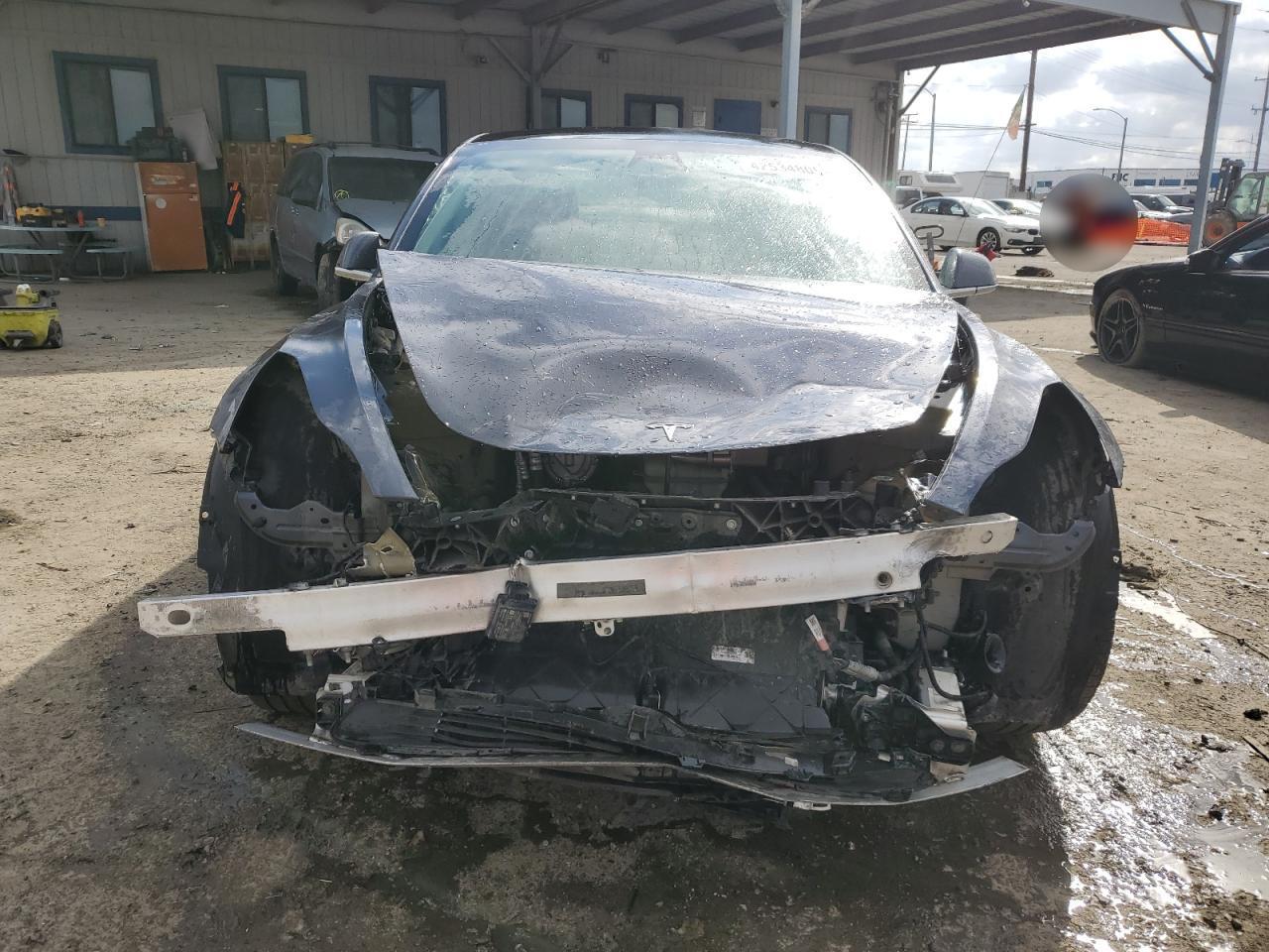 2019 TESLA MODEL 3 - Image 5