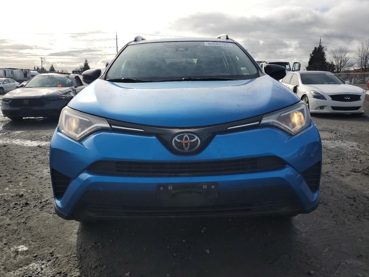 2017 TOYOTA RAV4 LE - Фото 5