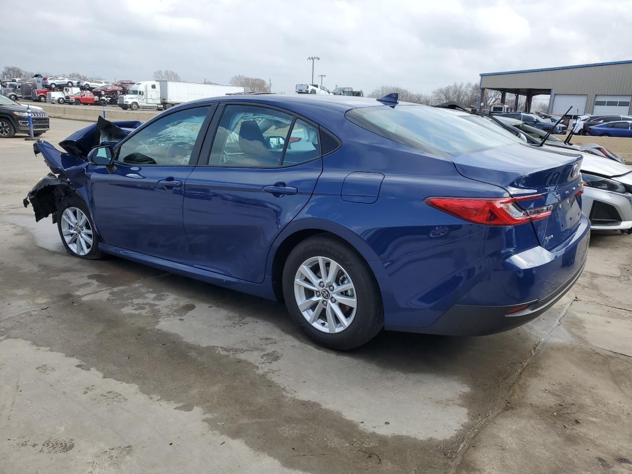2025 TOYOTA CAMRY XSE - Фото 2