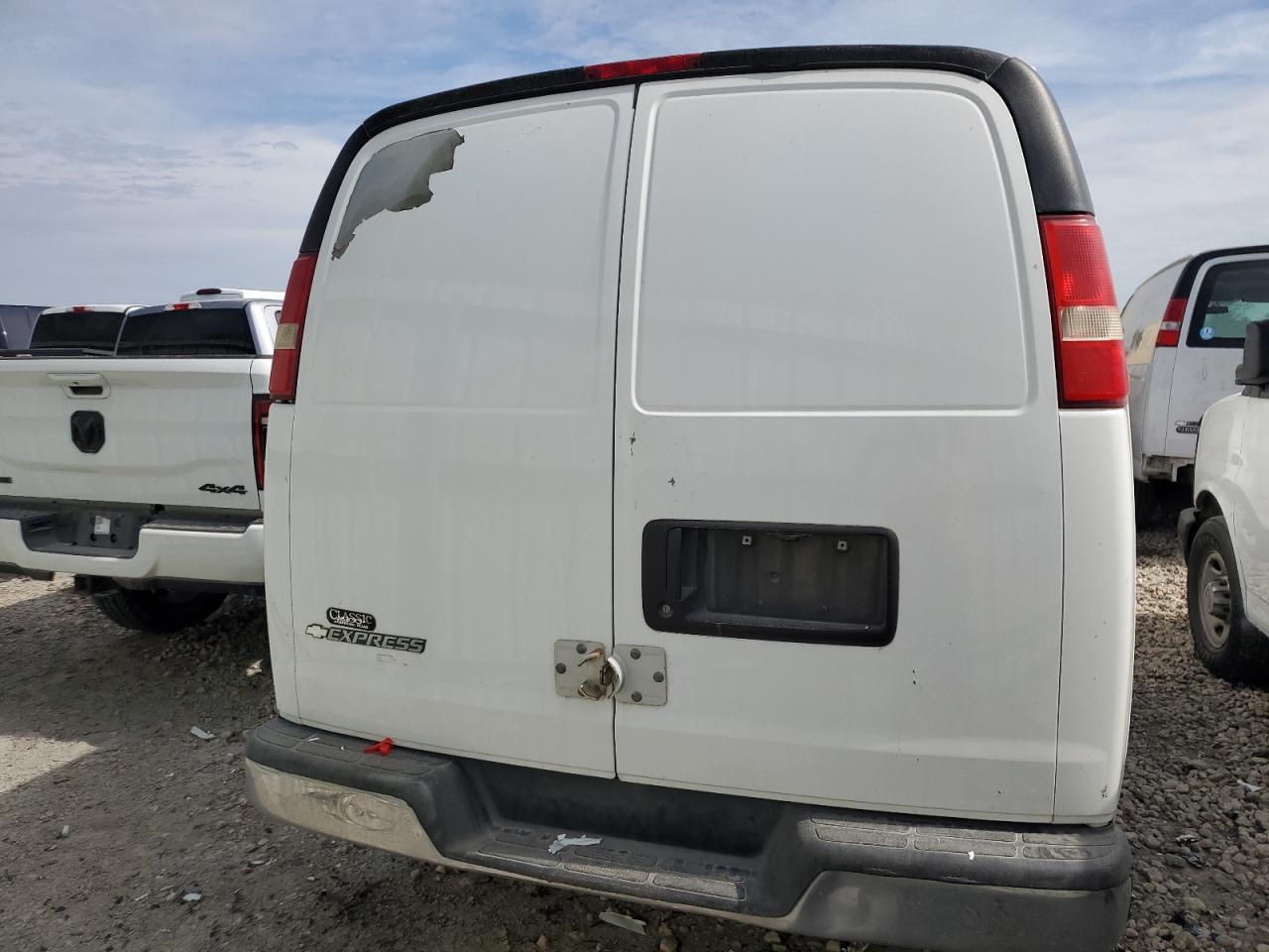 2012 CHEVROLET EXPRESS G3 - Image 6