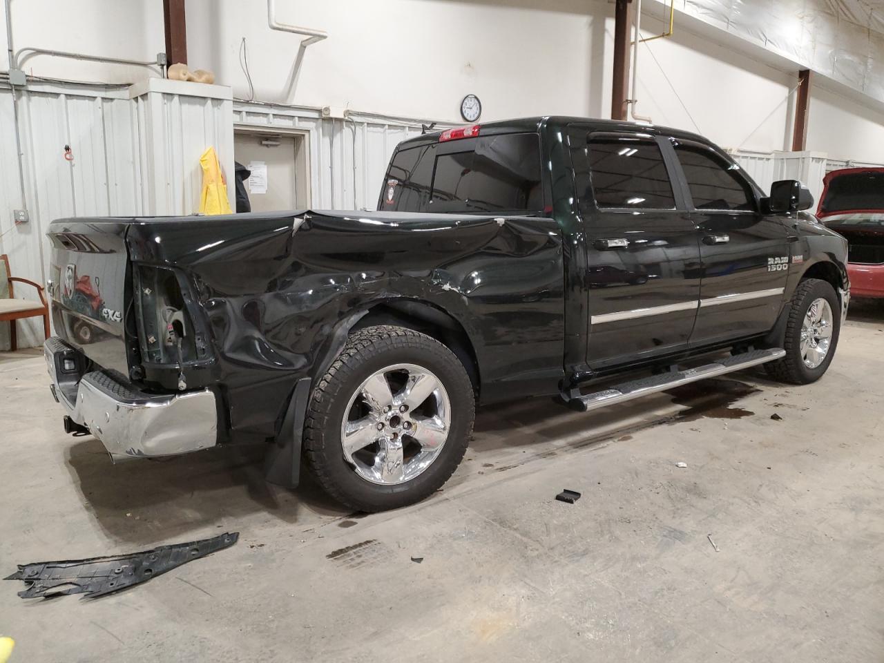 2017 RAM 1500 SLT - Image 3