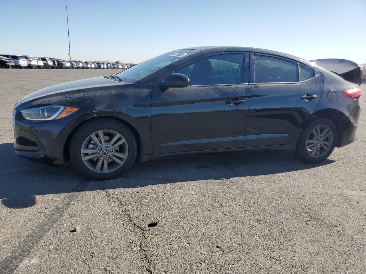 2018 HYUNDAI ELANTRA SE