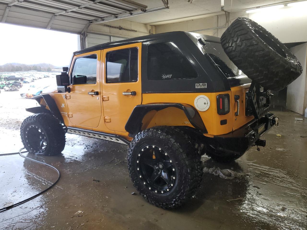 2012 JEEP WRANGLER U - Image 2