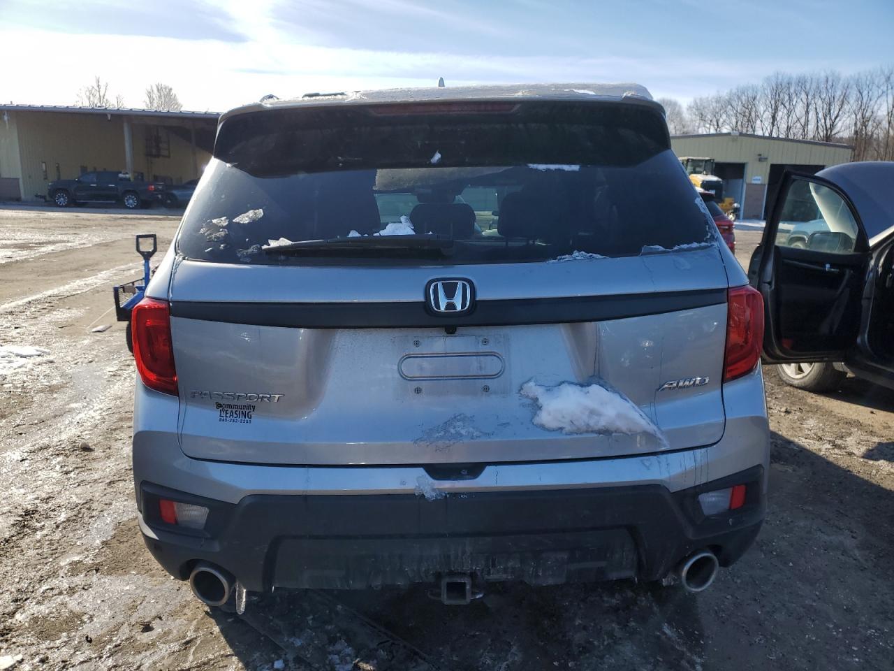 2023 HONDA PASSPORT E - Image 6
