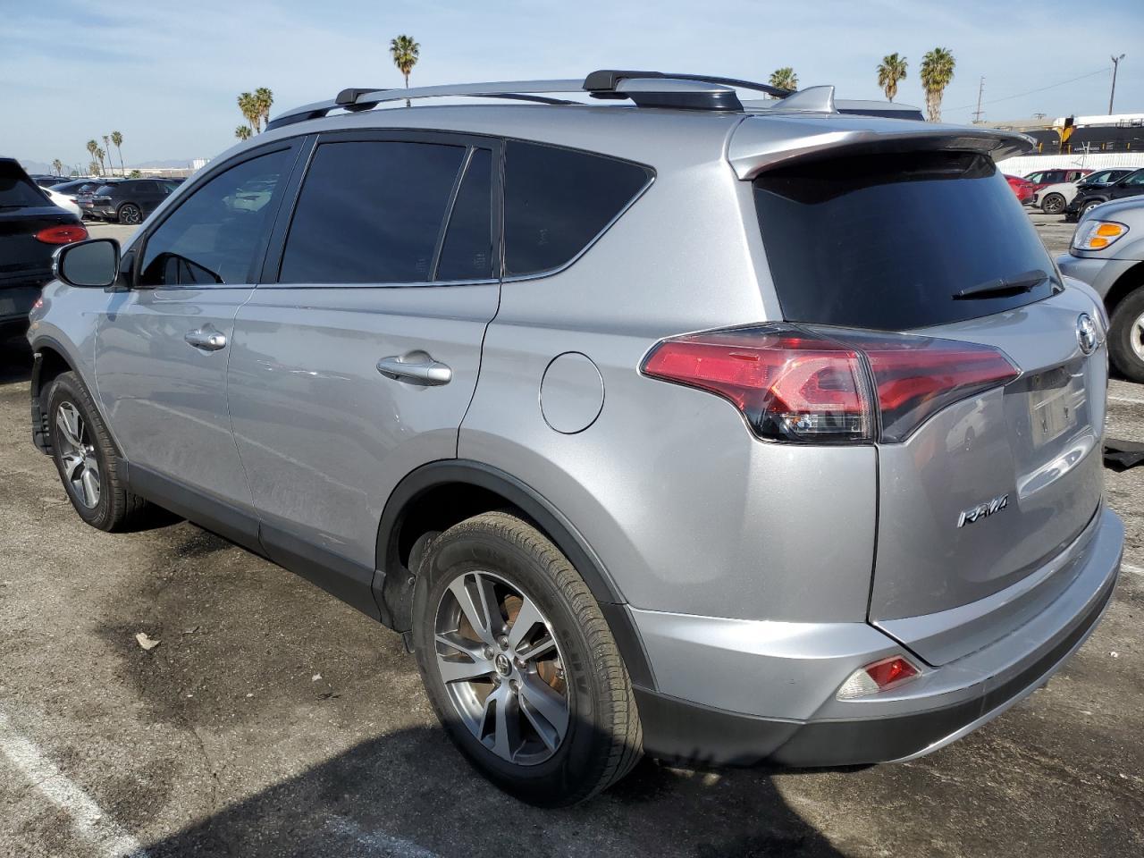 2018 TOYOTA RAV4 ADVEN - Фото 2