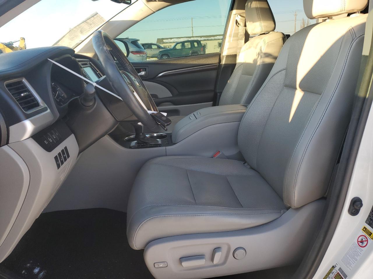 2015 TOYOTA HIGHLANDER - Фото 7
