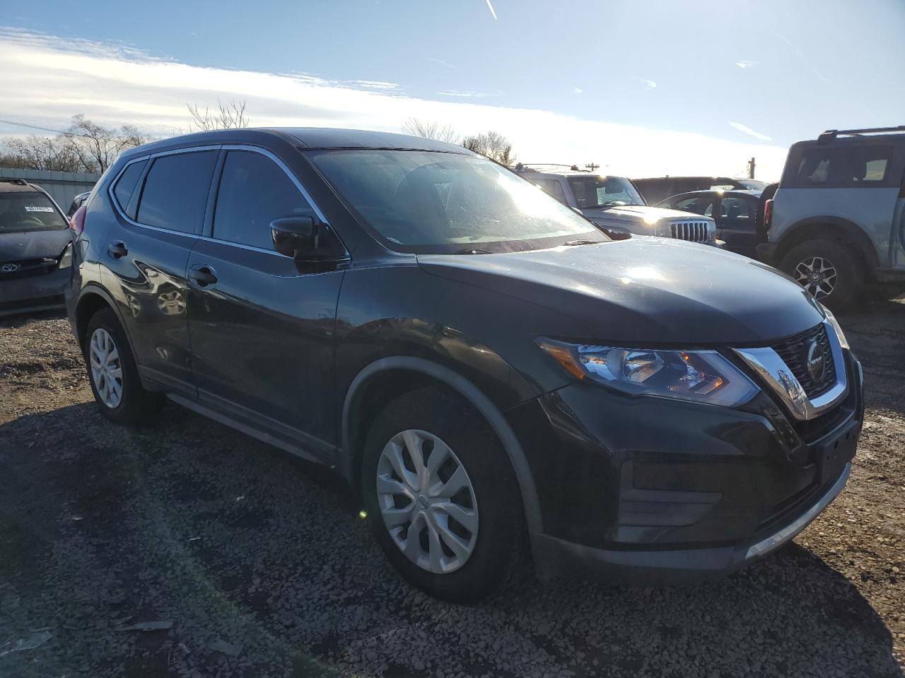 2018 NISSAN ROGUE S - Фото 4