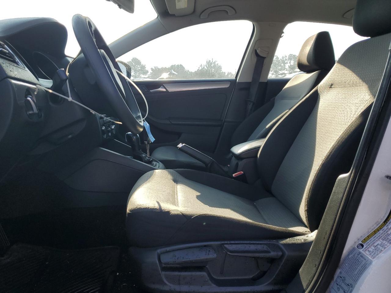 2017 VOLKSWAGEN JETTA S - Image 7