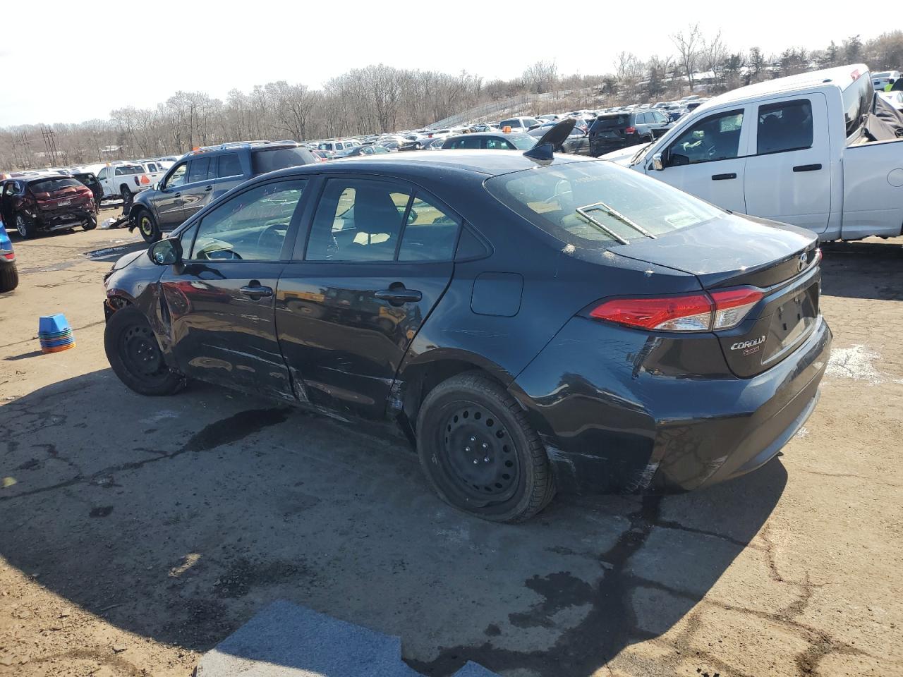 2020 TOYOTA COROLLA LE - Image 2