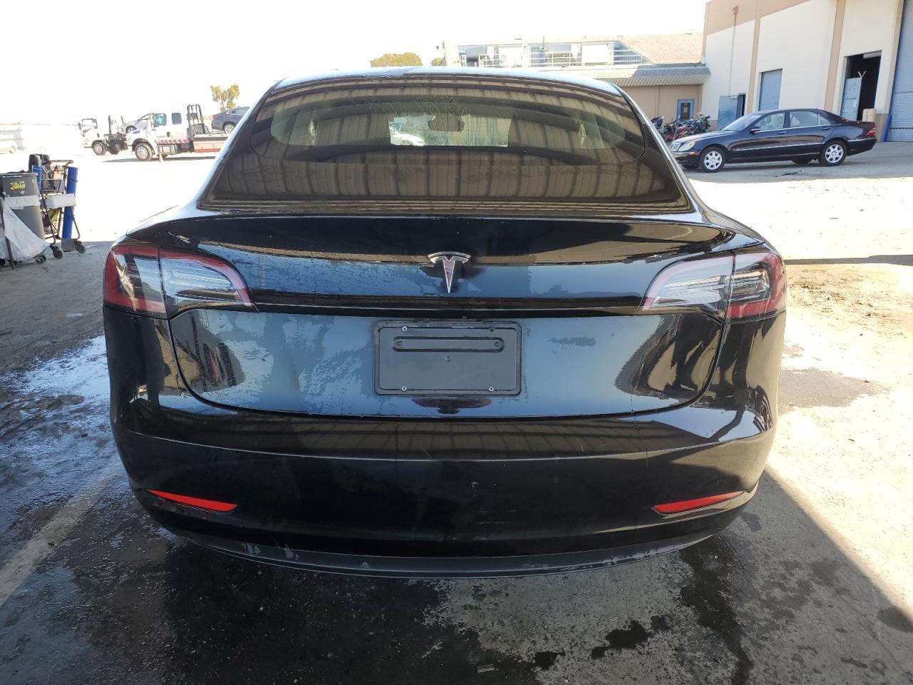 2023 TESLA MODEL 3 - Фото 6