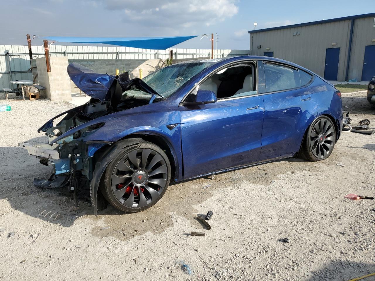 2022 TESLA MODEL Y