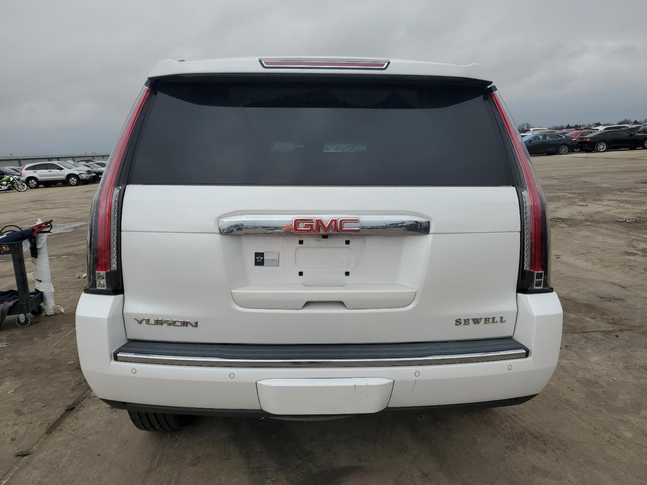 2016 GMC YUKON DENA - Фото 6