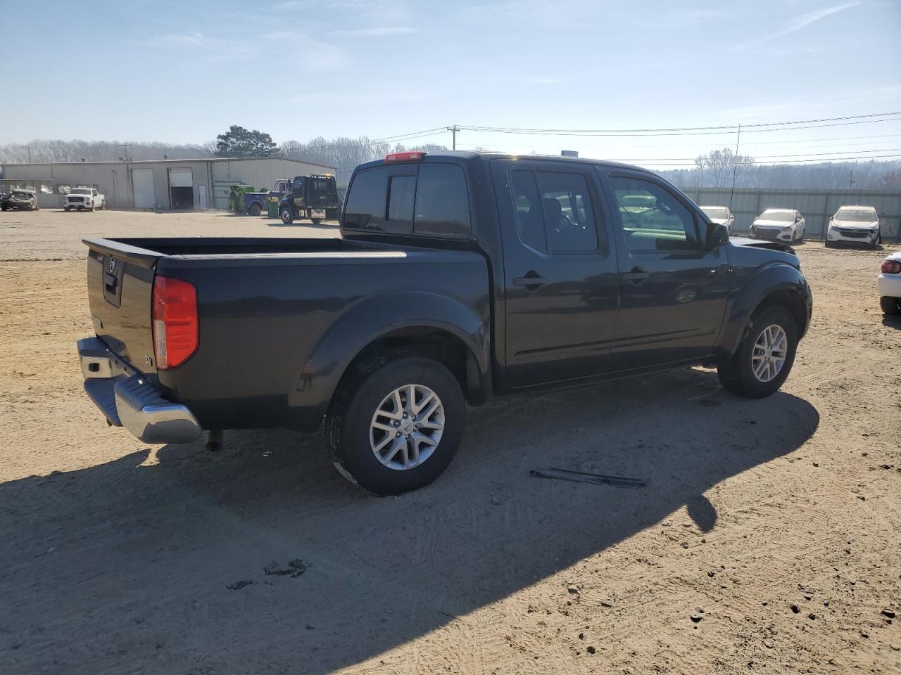 2017 NISSAN FRONTIER S - Image 3