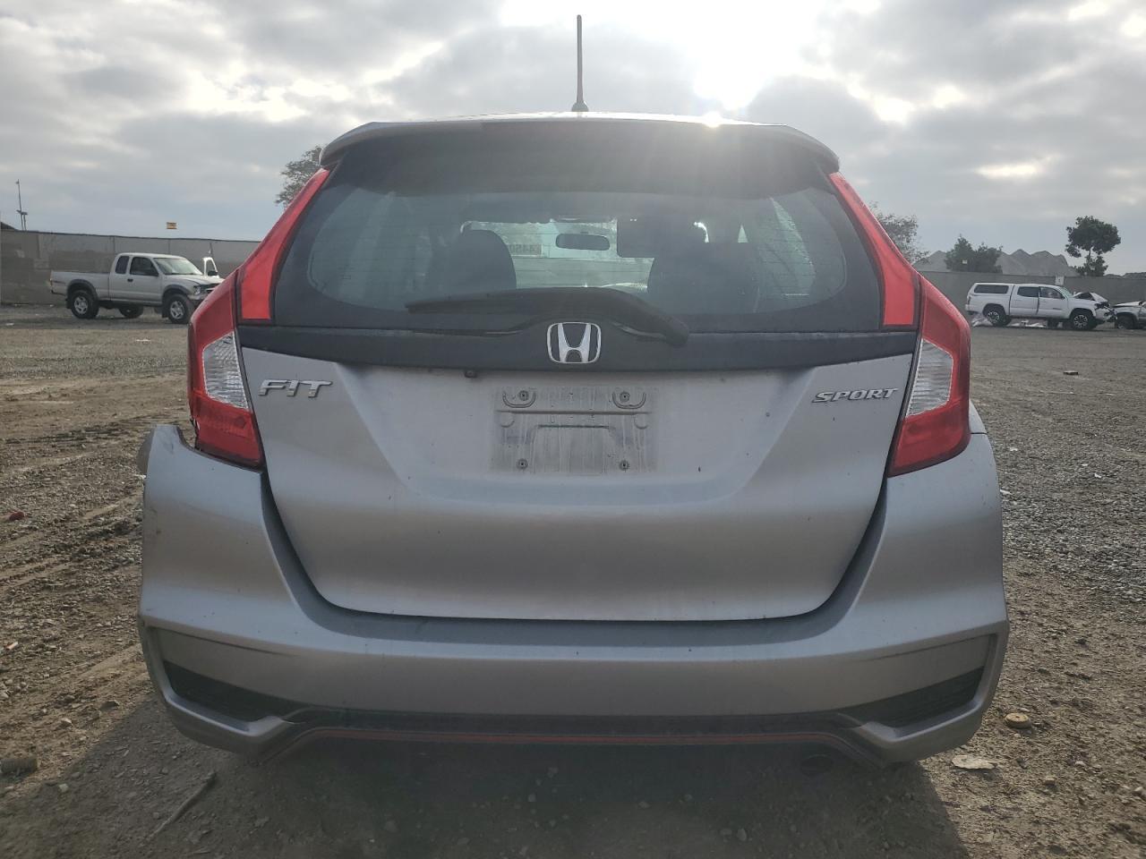 2020 HONDA FIT SPORT - Фото 6