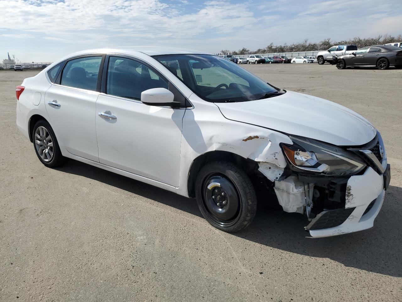 2017 NISSAN SENTRA S - Фото 4