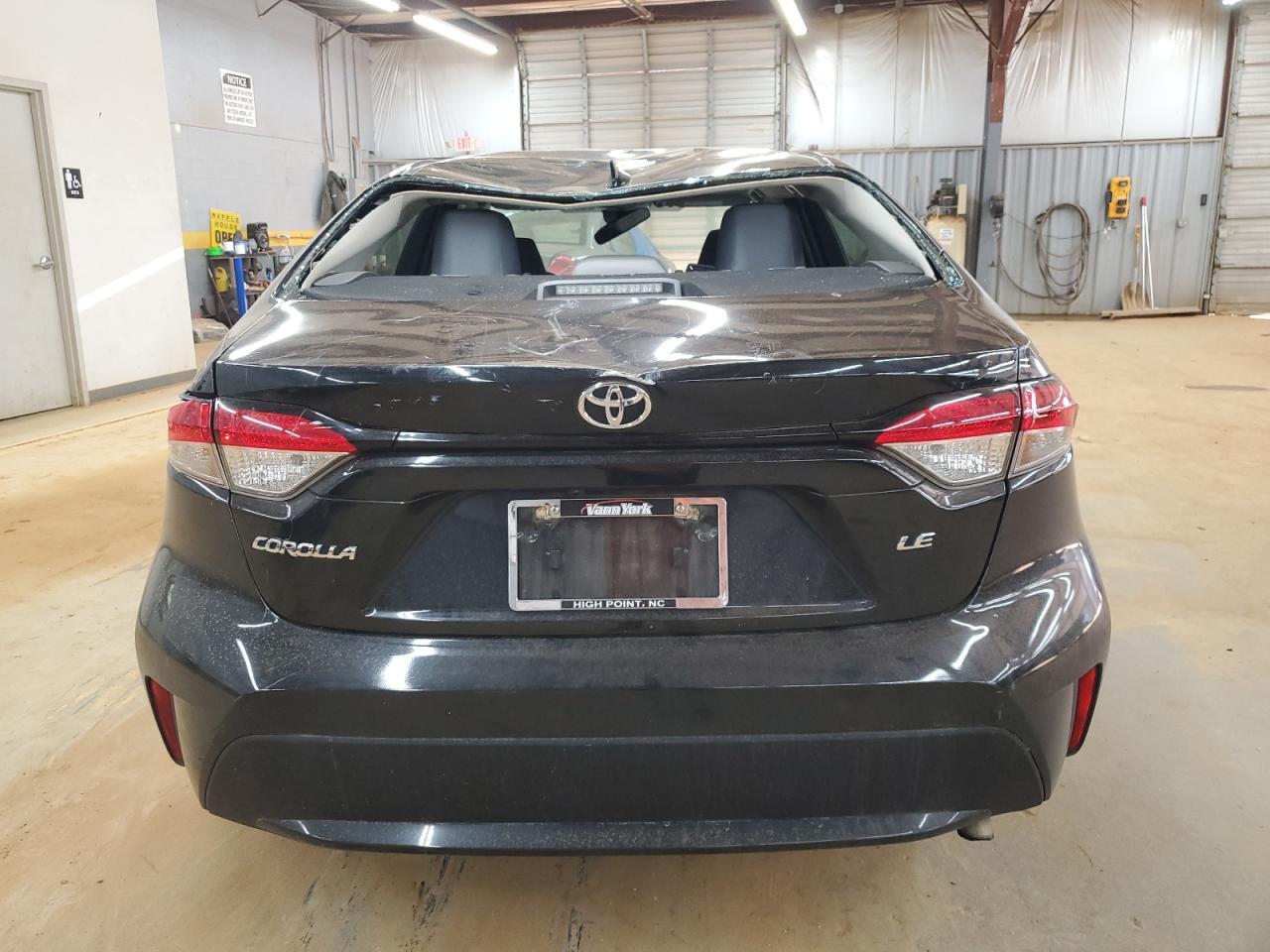 2020 TOYOTA COROLLA LE - Image 6