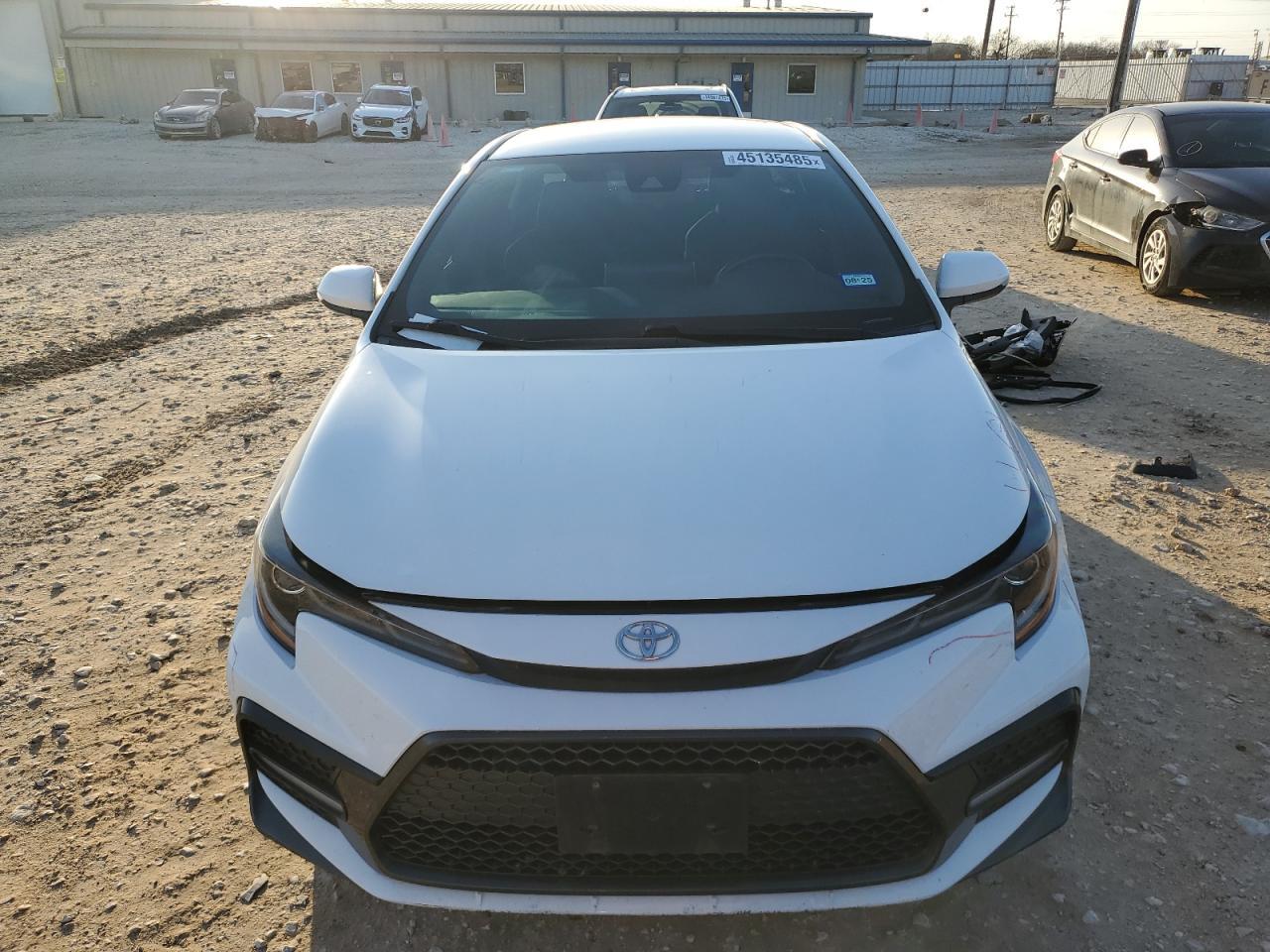 2020 TOYOTA COROLLA SE - Фото 5
