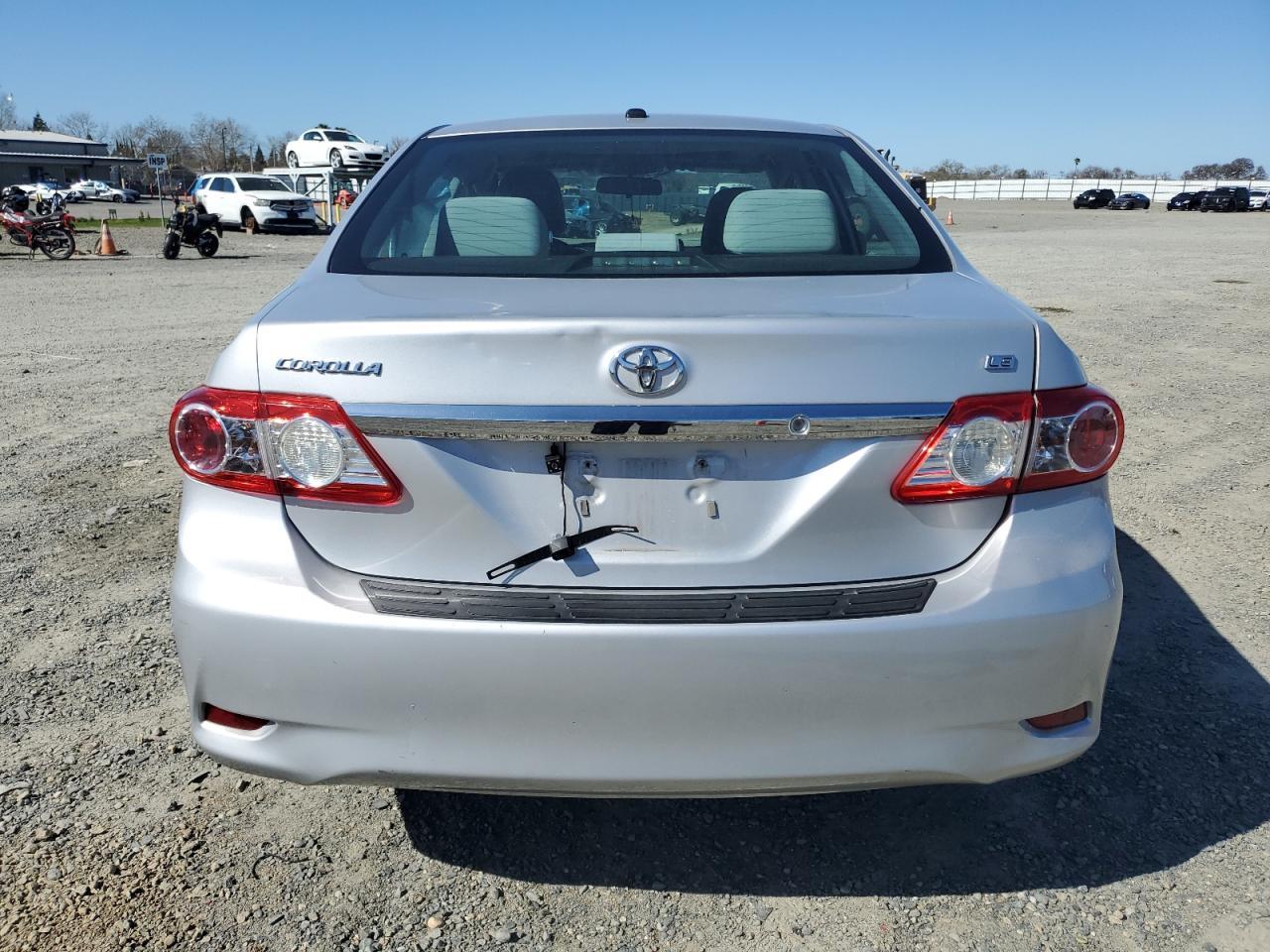 2013 TOYOTA COROLLA BA - Image 6