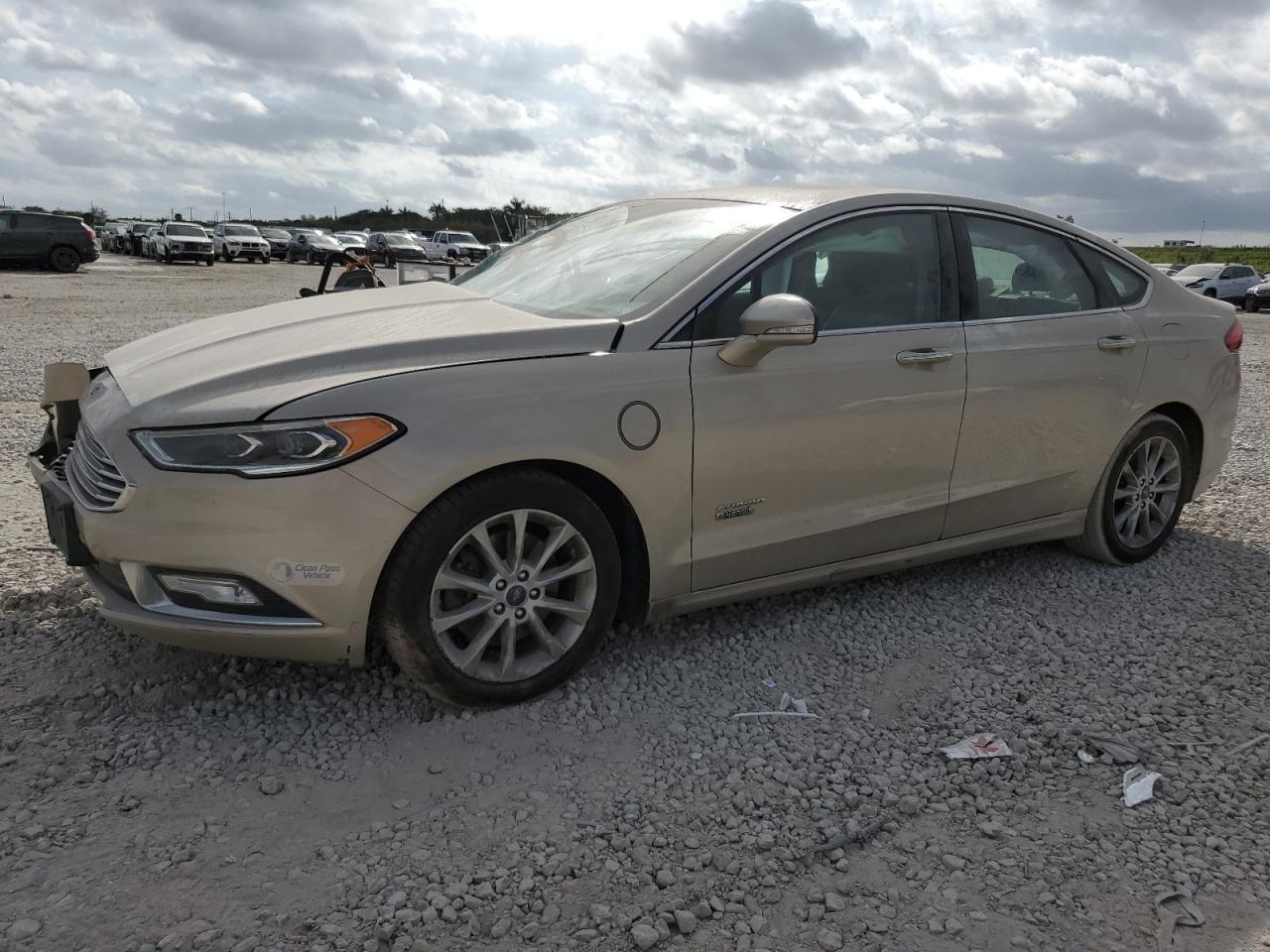 2017 FORD FUSION SE