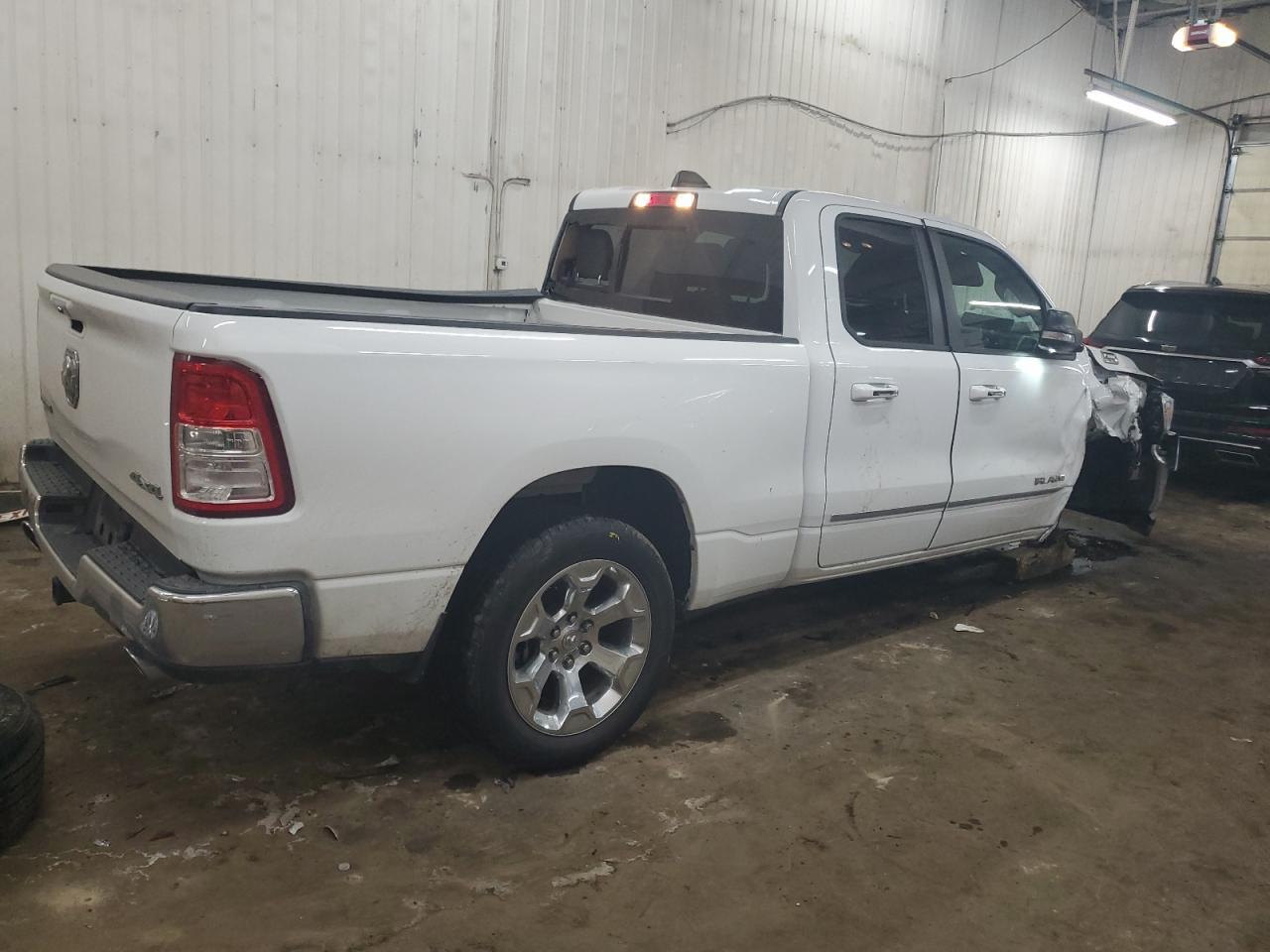 2019 RAM 1500 BIG H - Фото 3