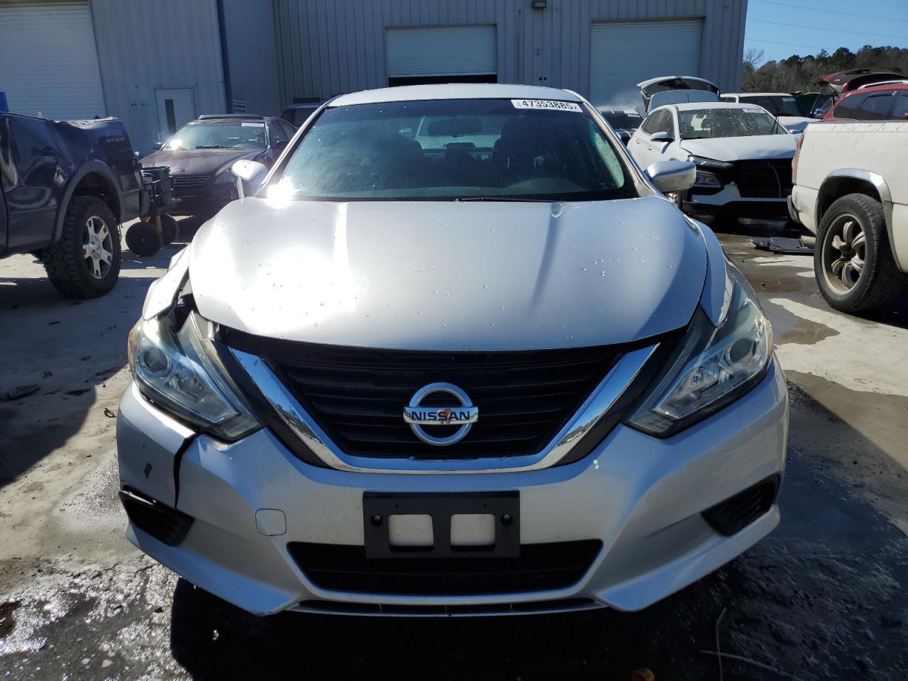 2017 NISSAN ALTIMA 2.5 - Фото 5