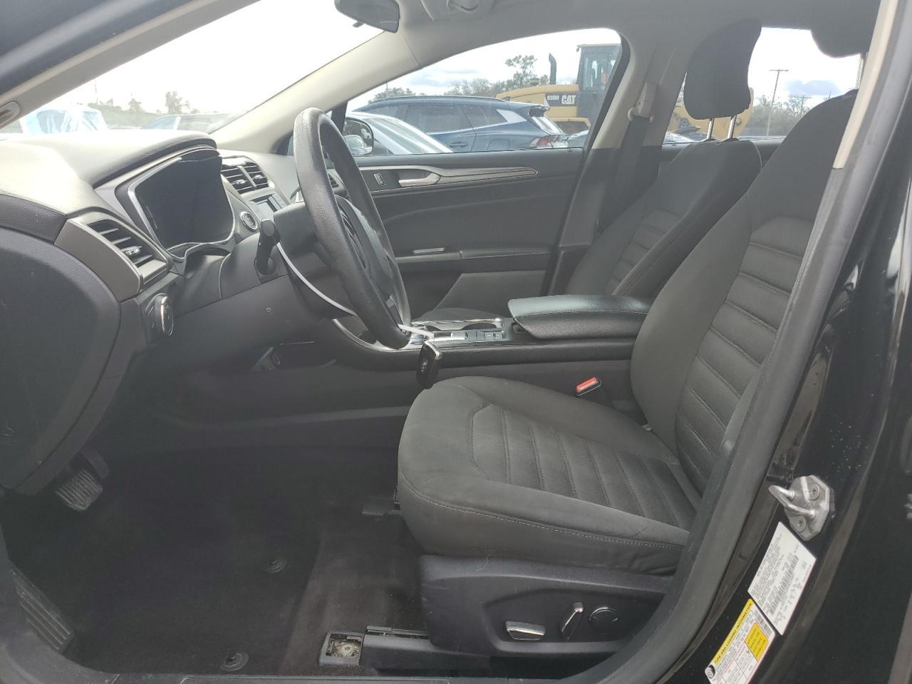 2017 FORD FUSION SE - Фото 7