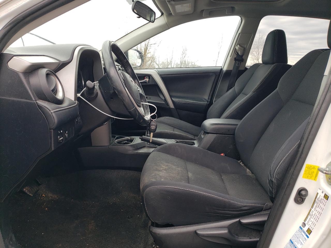 2016 TOYOTA RAV4 XLE - Image 7