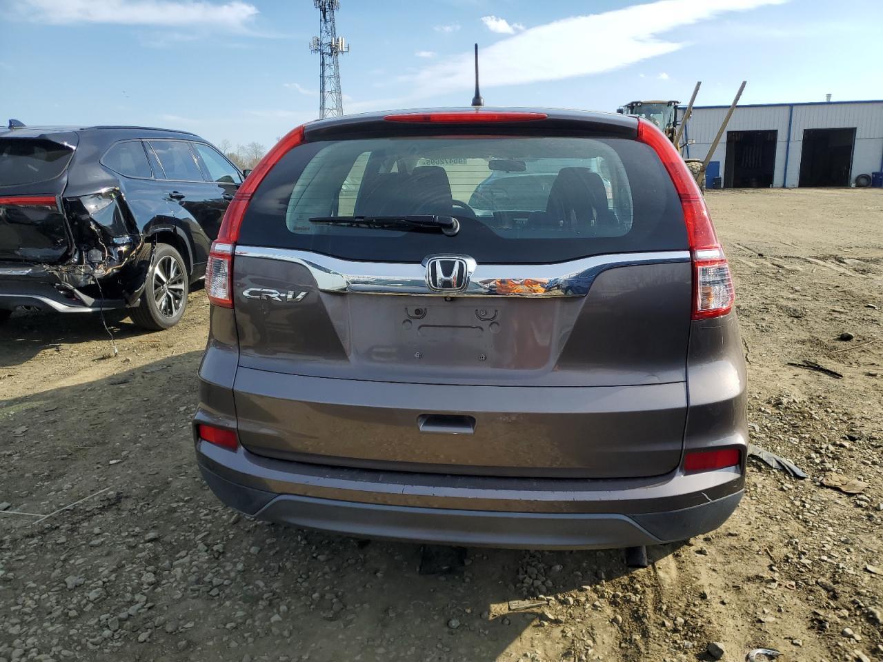 2015 HONDA CR-V LX - Image 6