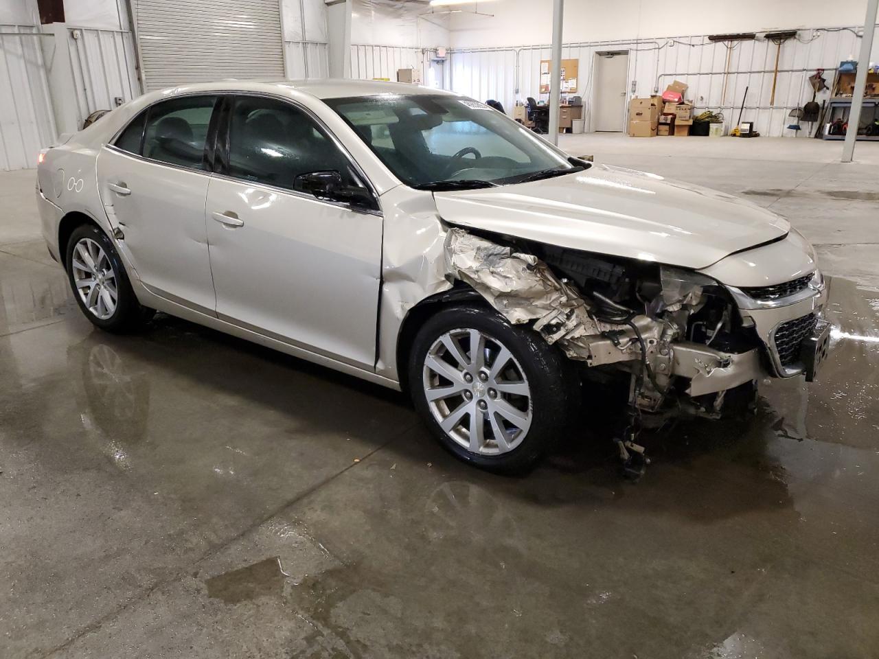 2015 CHEVROLET MALIBU 2LT - Image 4