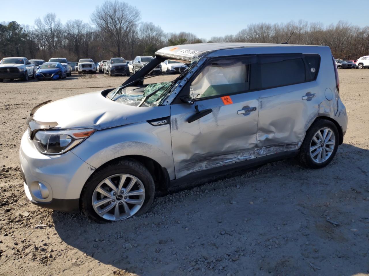 2017 KIA SOUL +
