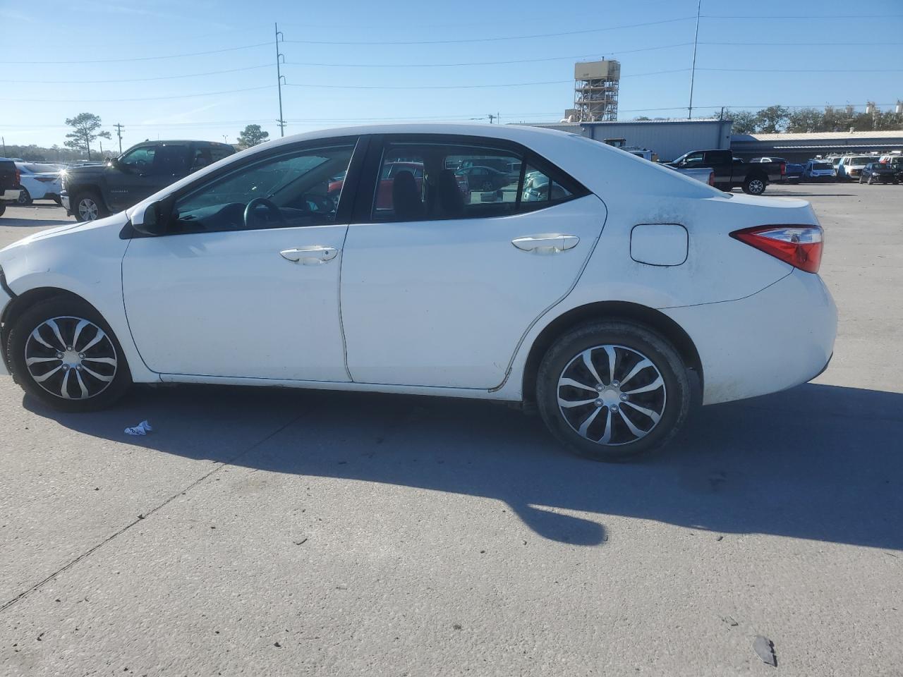 2014 TOYOTA COROLLA L - Image 2