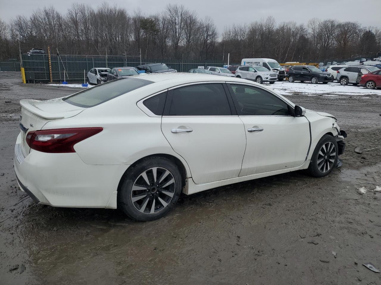 2018 NISSAN ALTIMA 2.5 - Фото 3