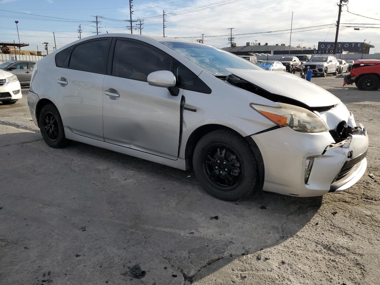 2013 TOYOTA PRIUS - Image 4