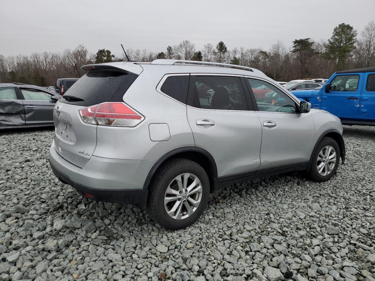 2015 NISSAN ROGUE S - Фото 3