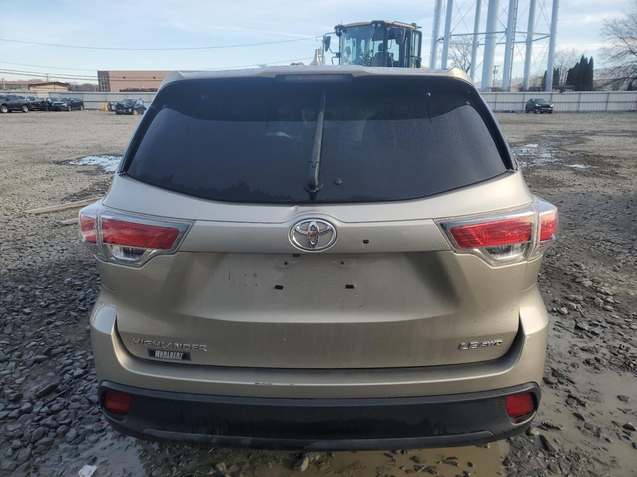 2014 TOYOTA HIGHLANDER - Image 6
