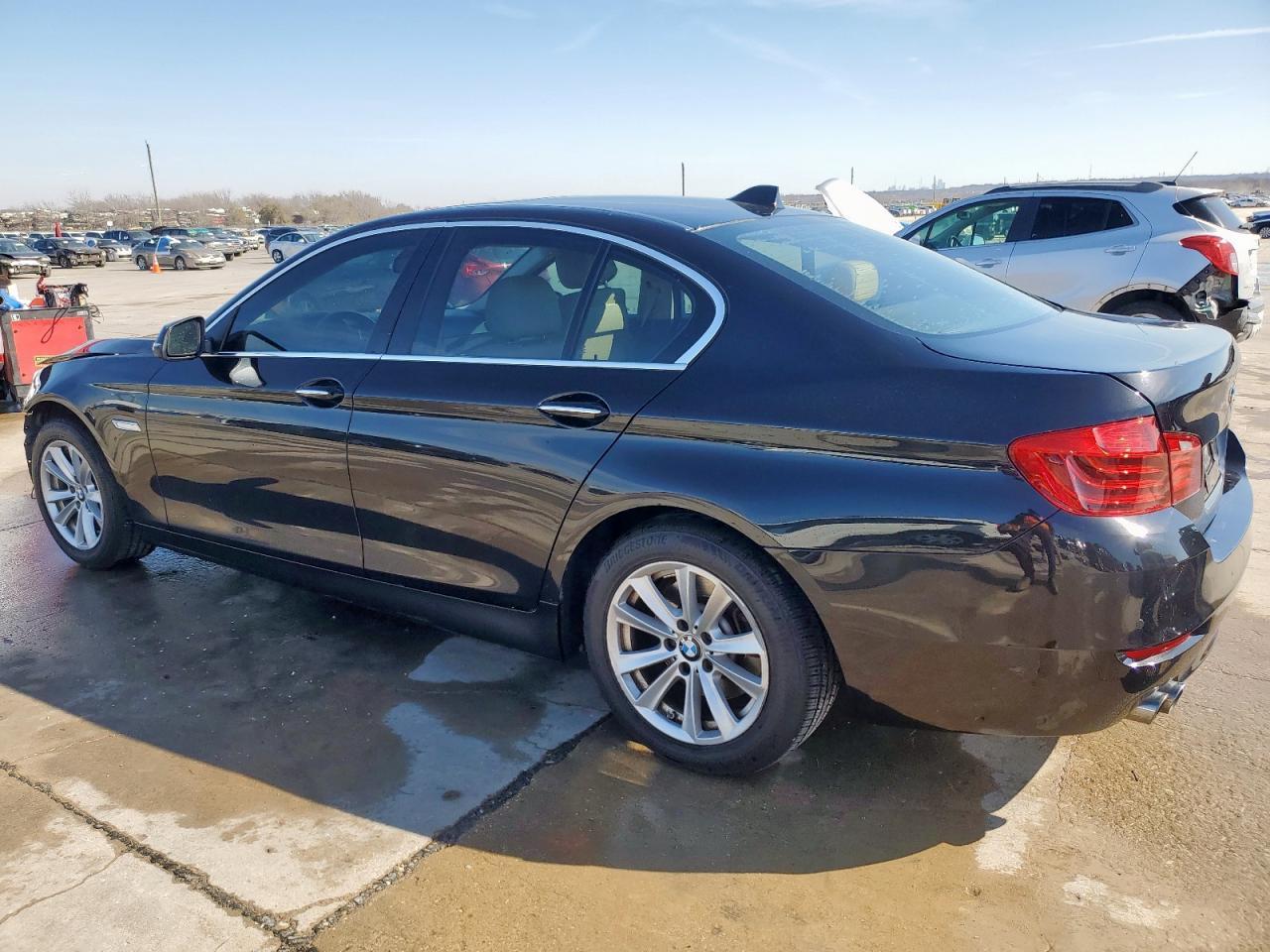 2016 BMW 528 I - Image 2