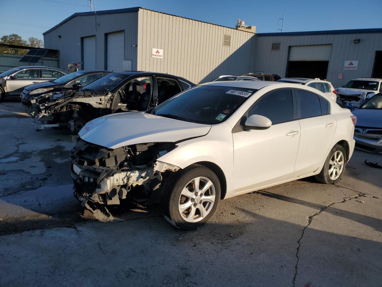 2013 MAZDA 3 I
