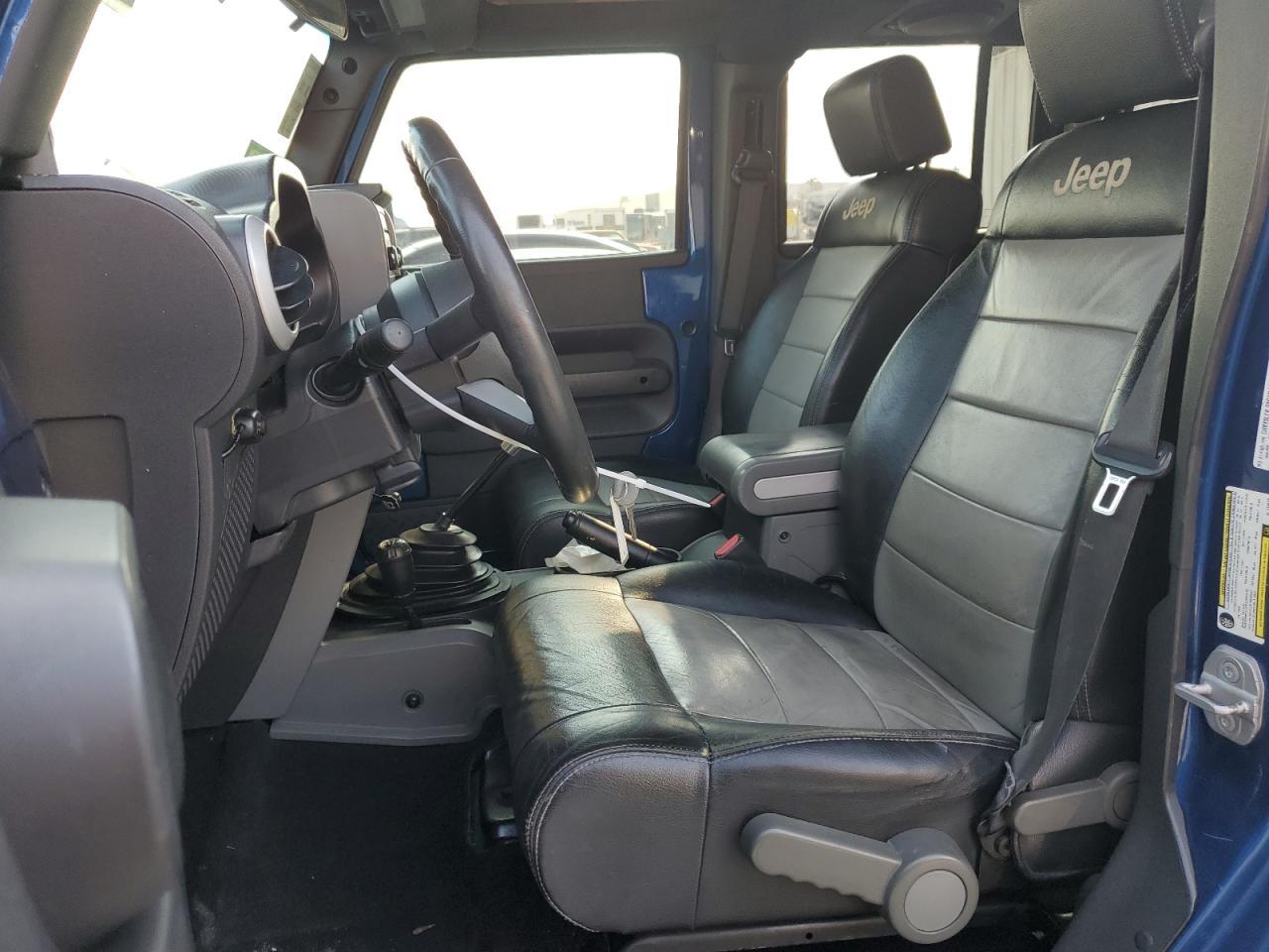2010 JEEP WRANGLER U - Image 7