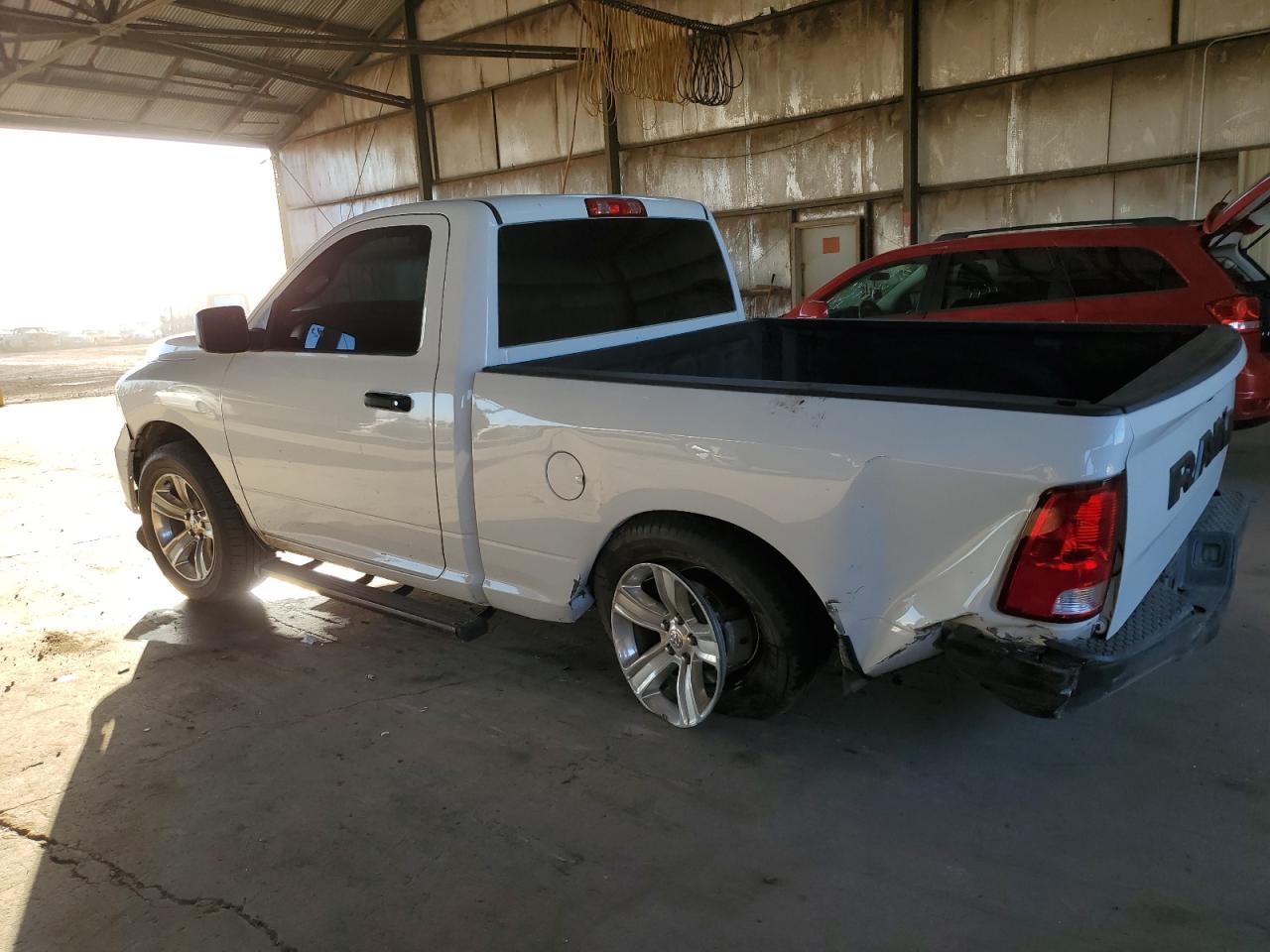 2019 RAM 1500 CLASS - Фото 2