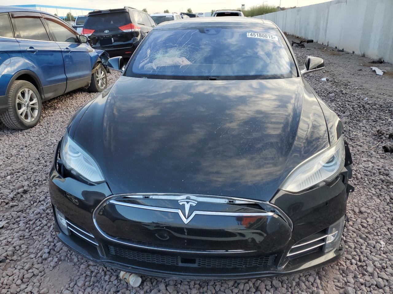 2015 TESLA MODEL S - Image 5