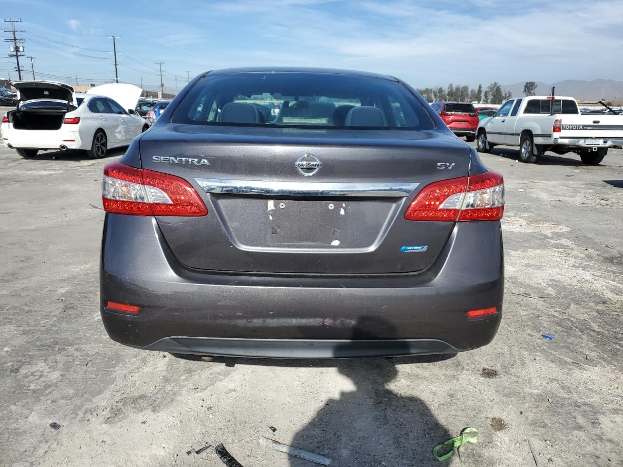 2013 NISSAN SENTRA S - Фото 6
