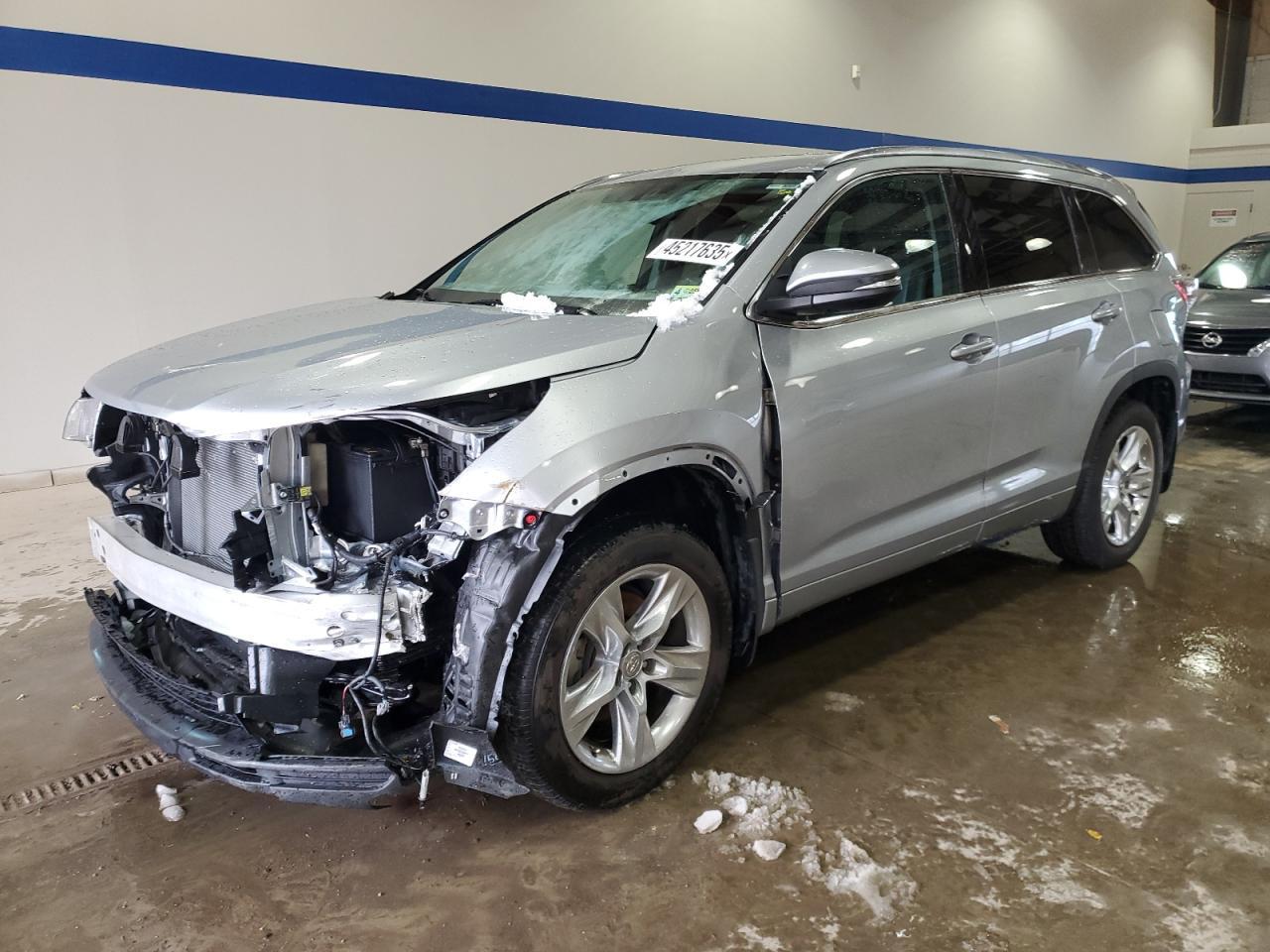 2015 TOYOTA HIGHLANDER