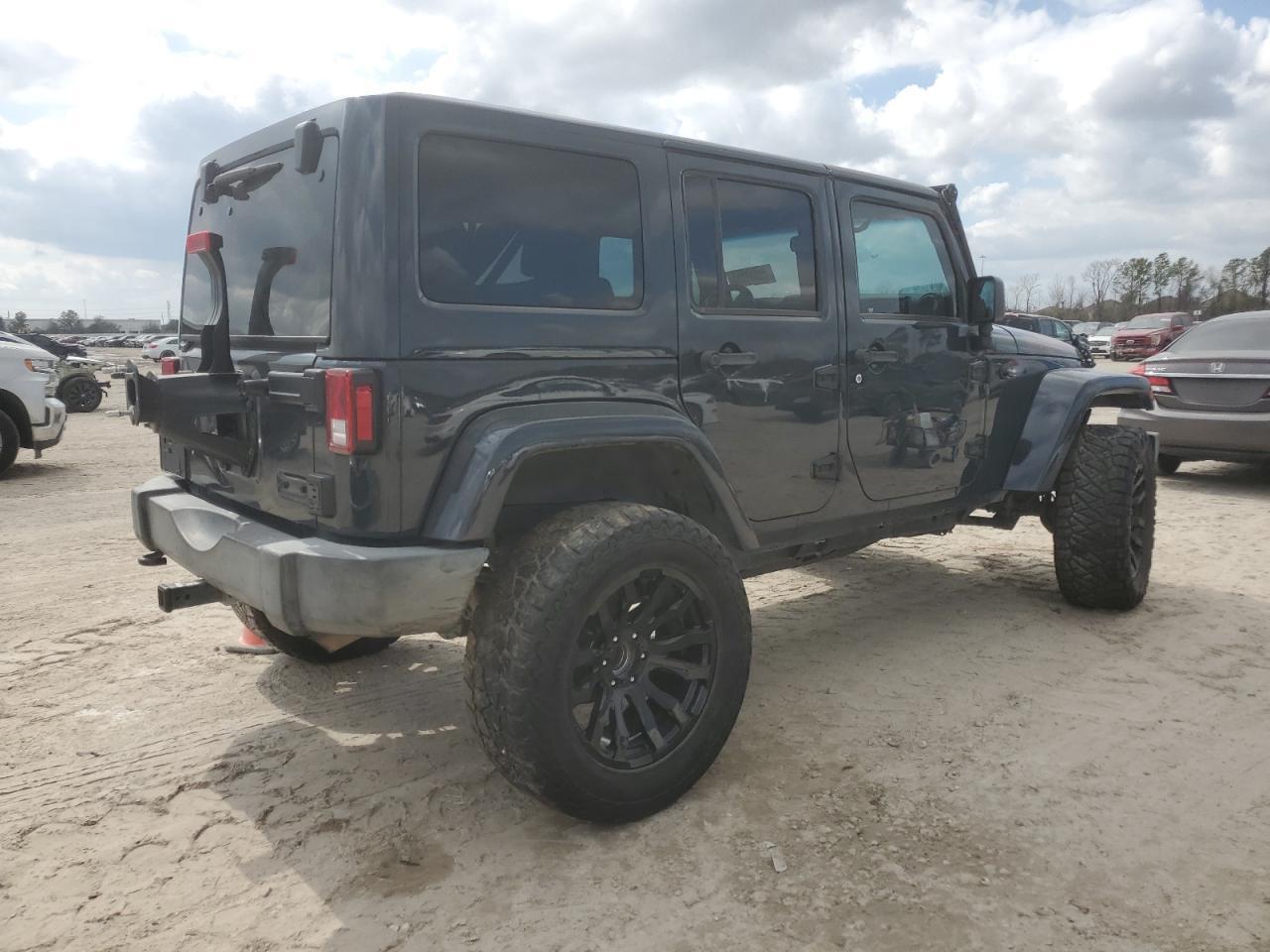 2017 JEEP WRANGLER U - Фото 3