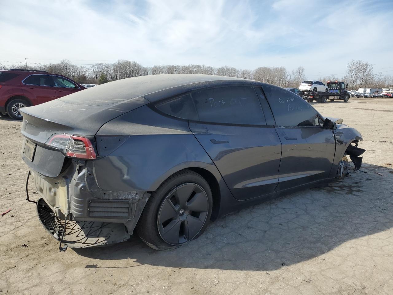2023 TESLA MODEL 3 - Фото 3