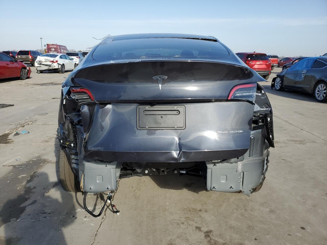 2024 TESLA MODEL Y - Image 6