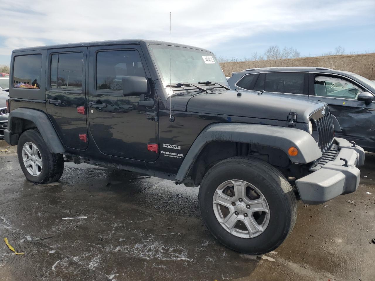 2012 JEEP WRANGLER U - Image 4