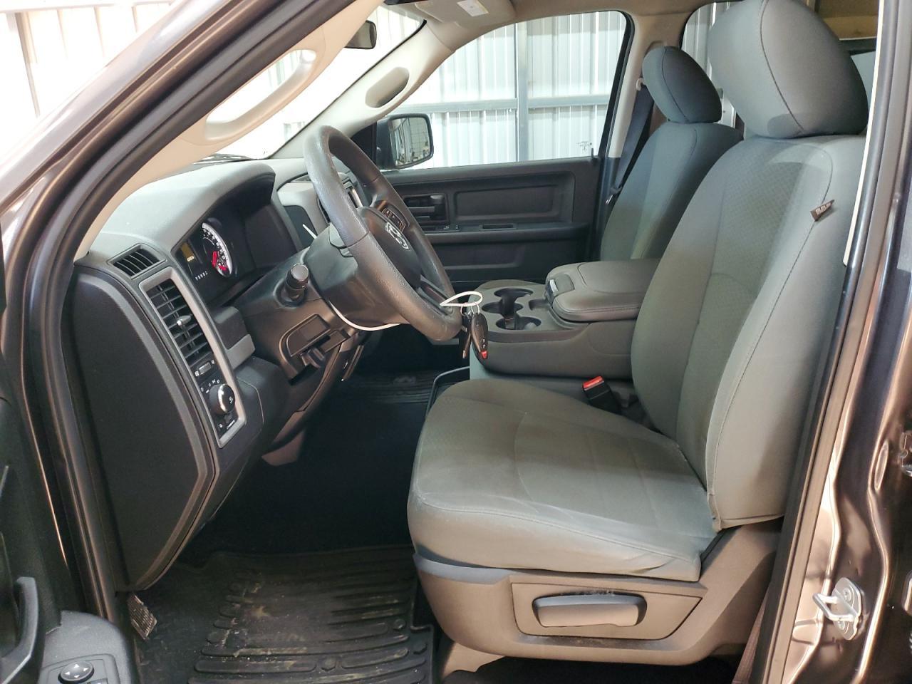 2018 RAM 1500 ST - Image 7
